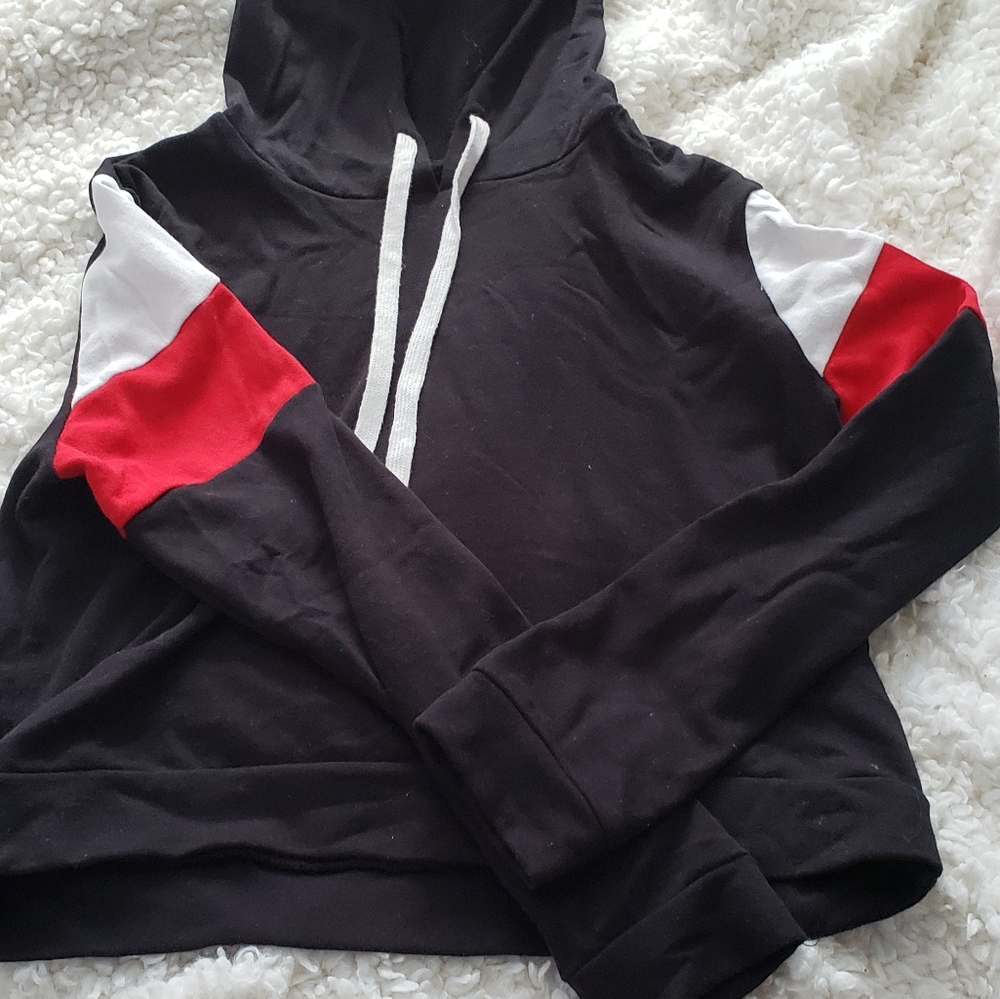 Cropped hoodie